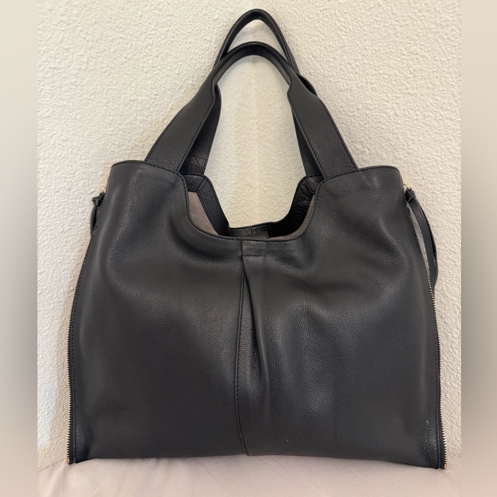 Vince Camuto Women's Corla Tote Handbag - Picture 3 of 12